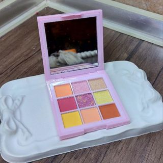 سایه 9 رنگ‌