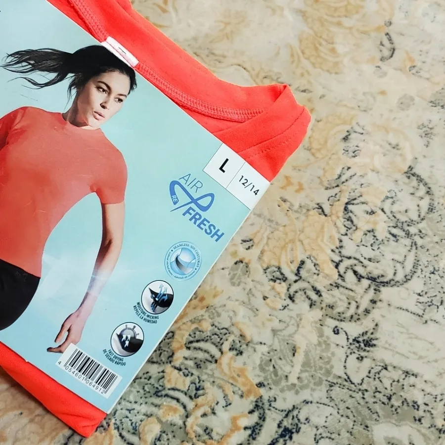 تیشرت ورزشی