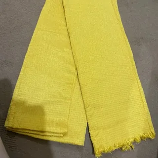 سه عدد شال با رنگ های شاد