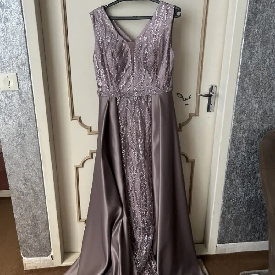 پیراهن مجلسی