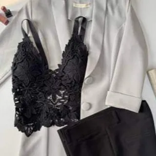 نیم تنه دانتل