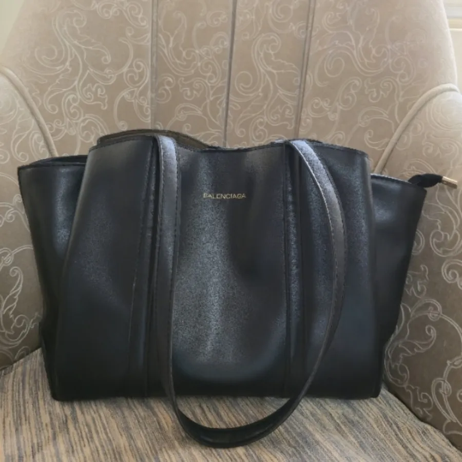 کیف مشکی جادار