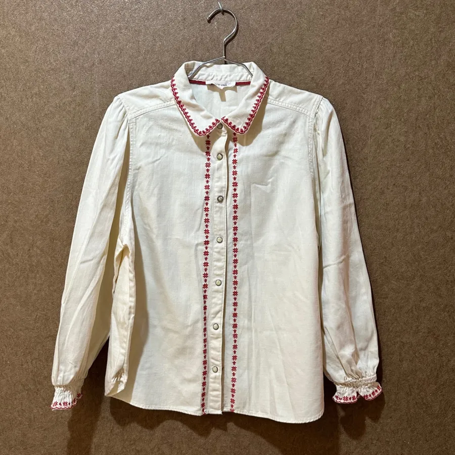 شومیز کتان گلدوزی