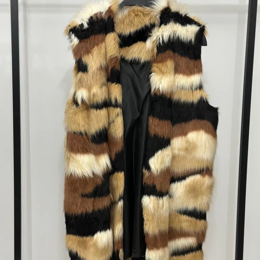 وست خز آستردار