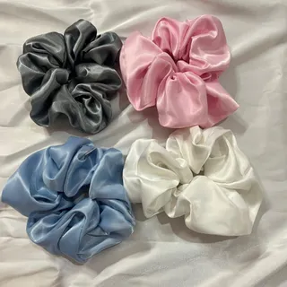 اسکرانچی ساتن