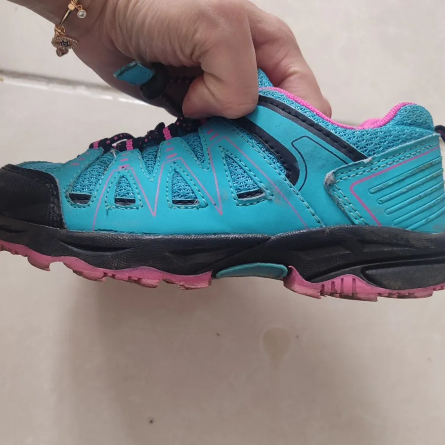 کفش مارک آبی صورتی