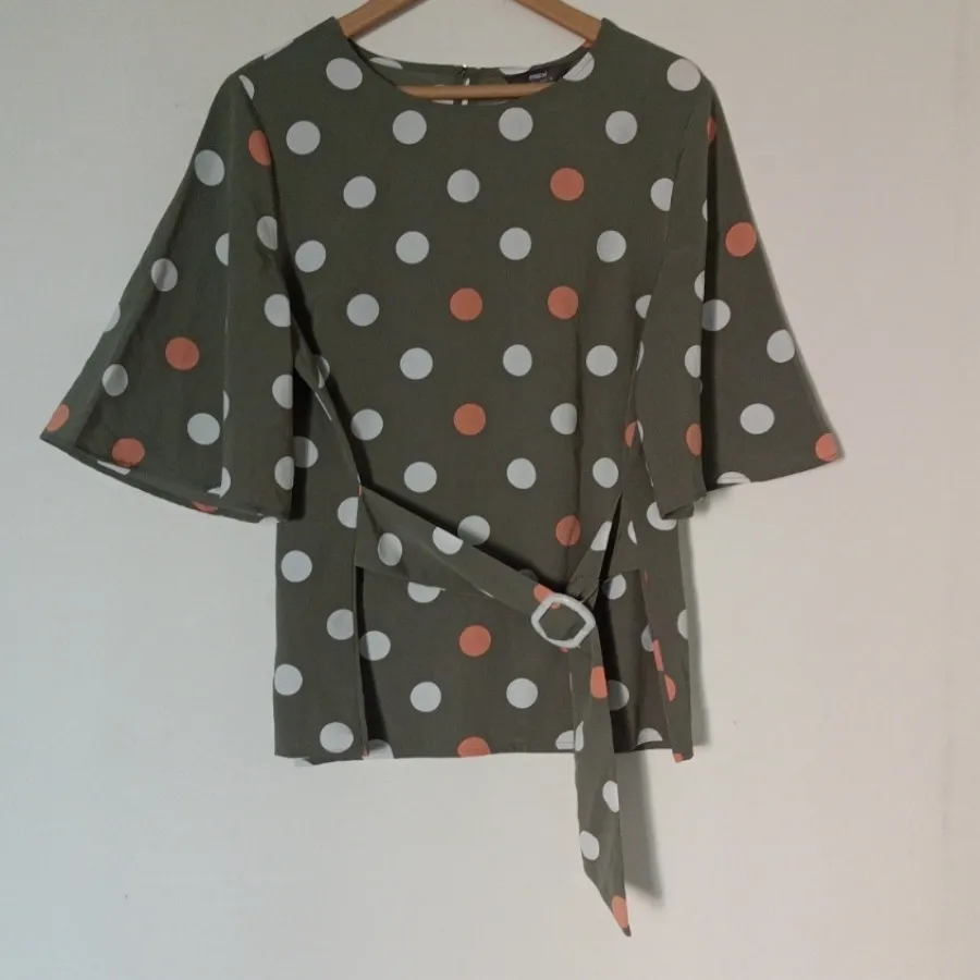 شومیز توپ توپی