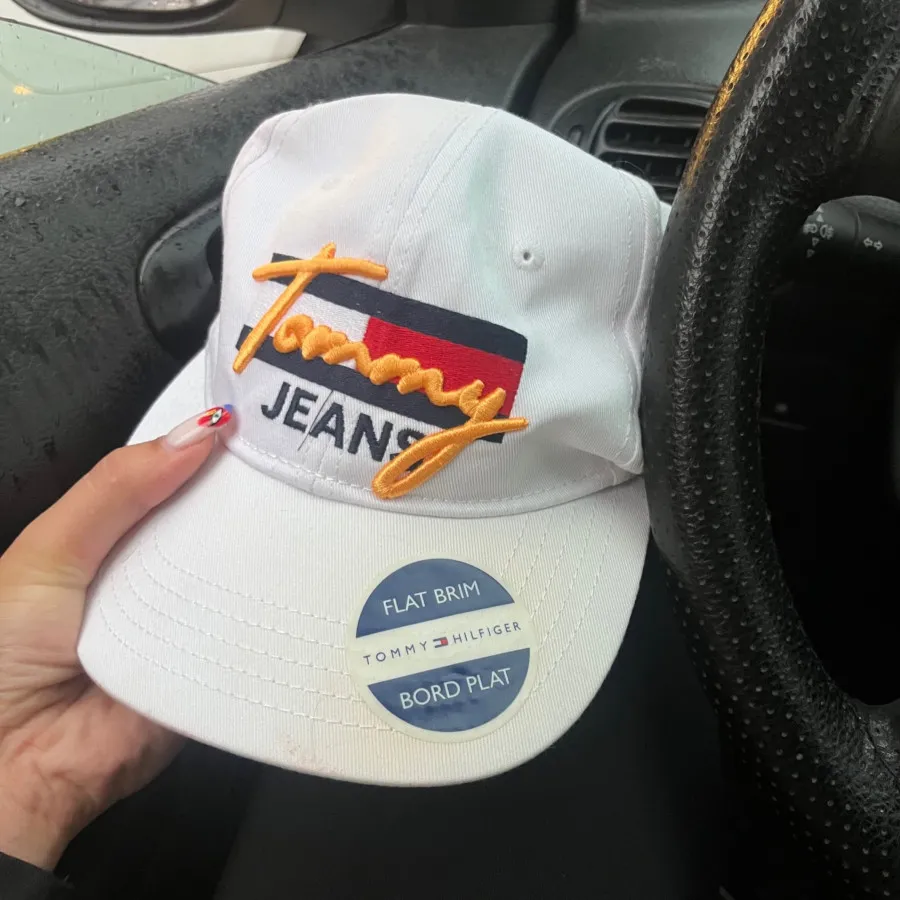 کلاه اورجینال Tommy