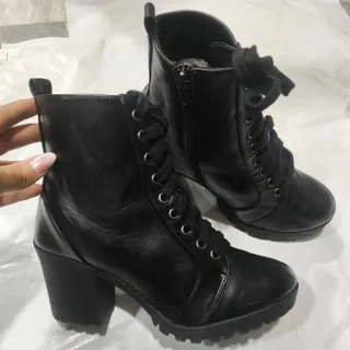 بوت زنانه اورجینال