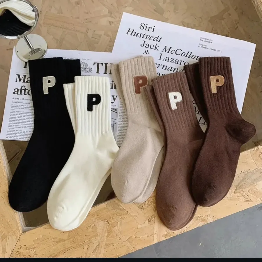 جوراب ساق دار