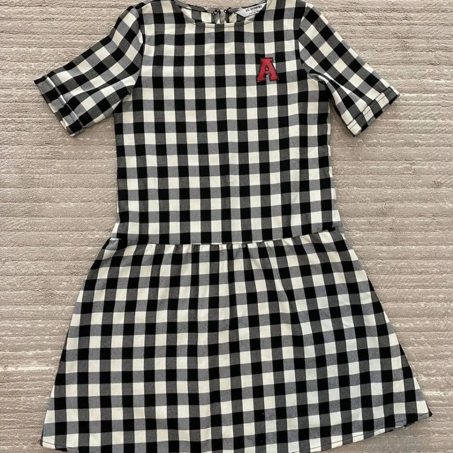 پیراهن دخترانه