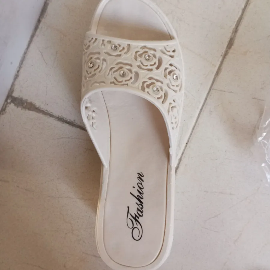 صندل نگین دار سایز 40