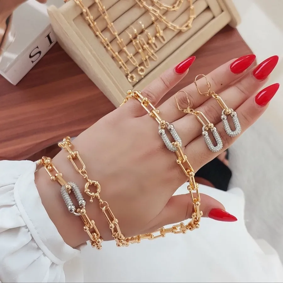 سرویس تیفانی