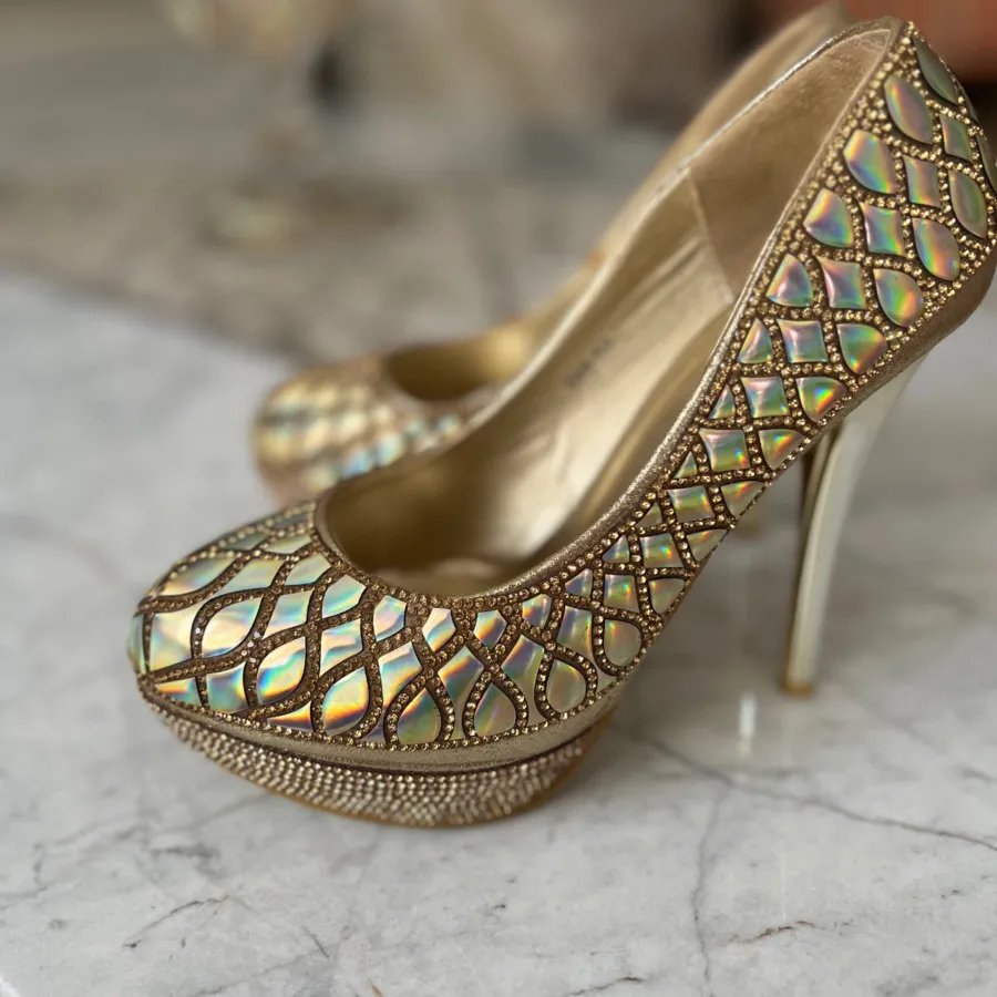 کفش پاشنه دار مجلسی