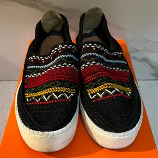 گیوه دست دوز