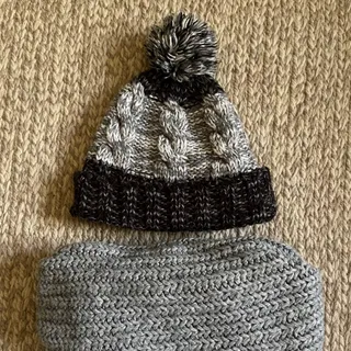 کلاه و رینگ گردنی