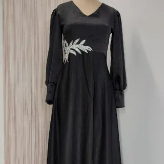 پیراهن نامزدی حنابندان