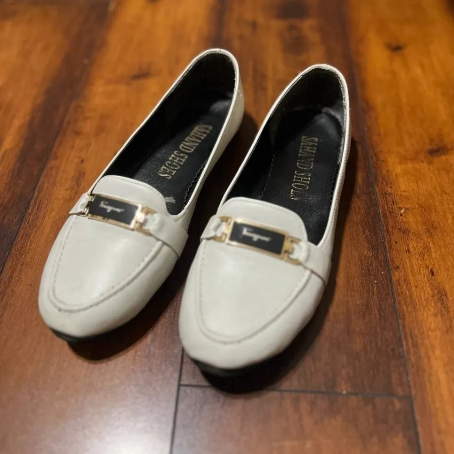 کفش کالج سفید