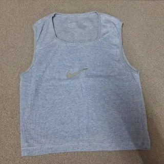 کراپ ابی اسمونی نایک