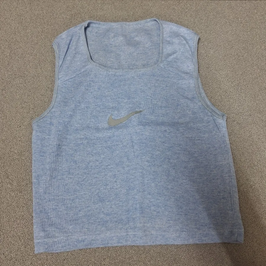 کراپ ابی اسمونی نایک