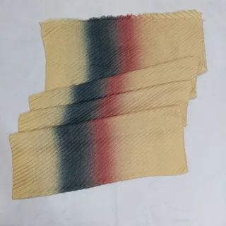 شال پلیسه نخی