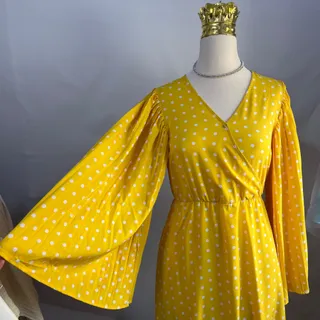 ساحلی بلند زرد