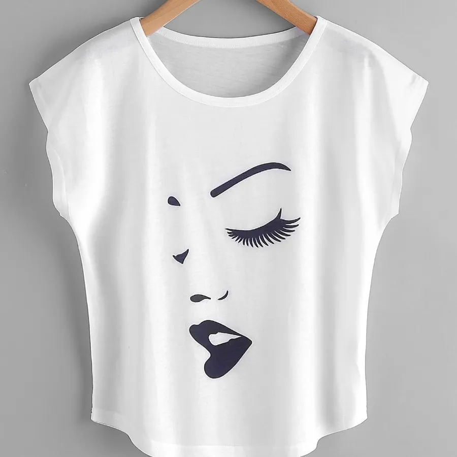 تیشرت چهره سفید