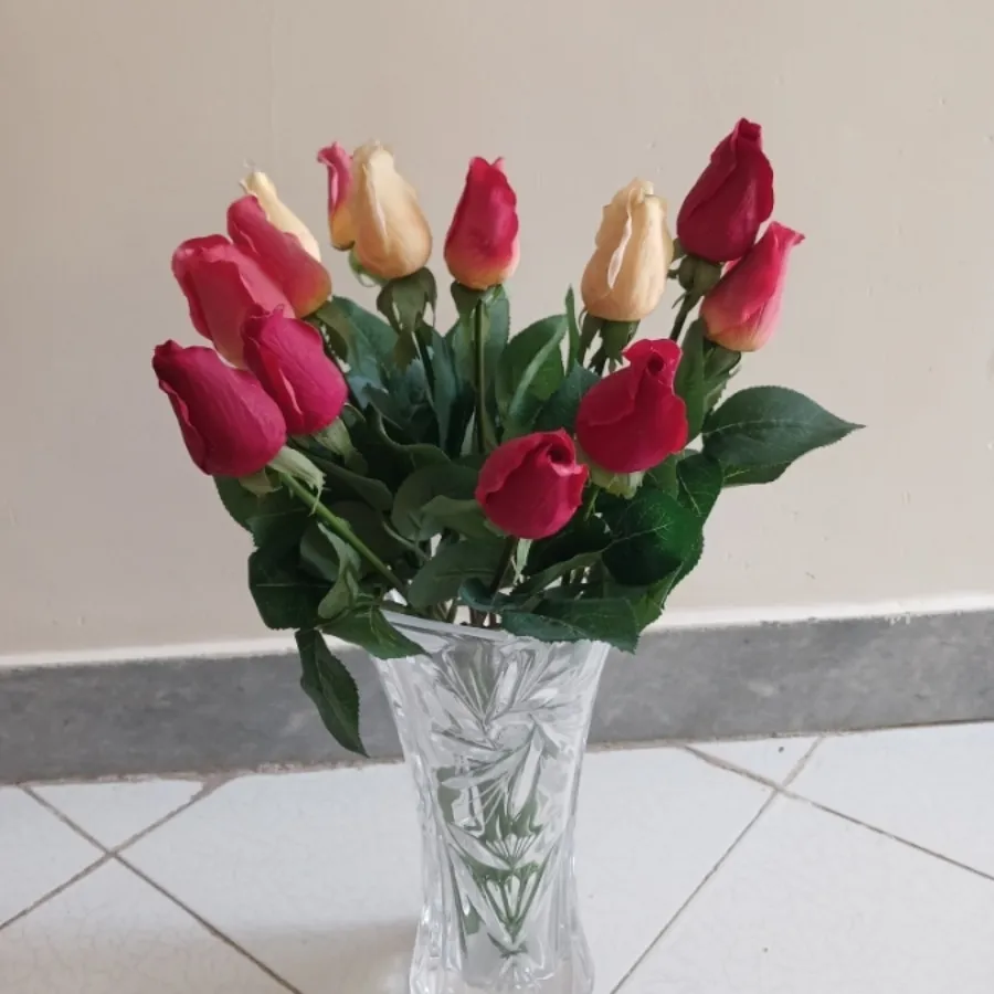 گل رز مصنوعی