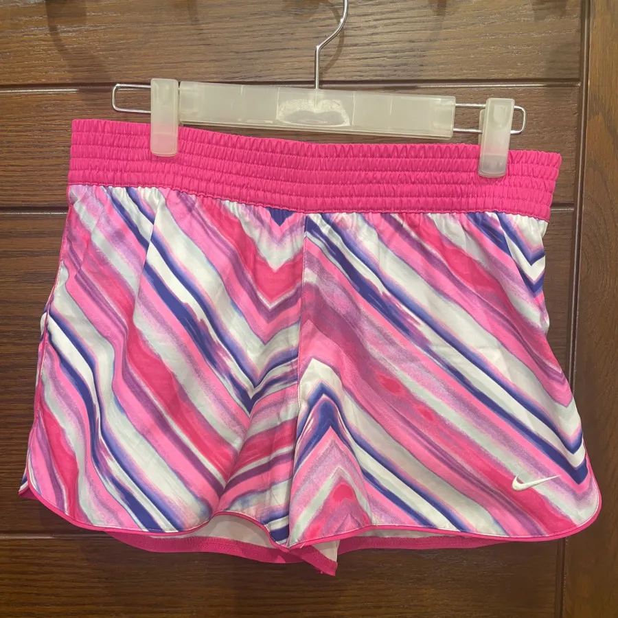 شلوارک ورزشی نایکی