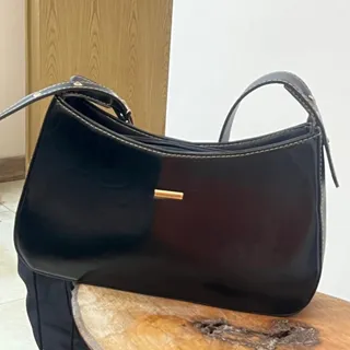 کیف مشکی طرح lv