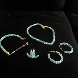 سرویس کامل زیورآلات