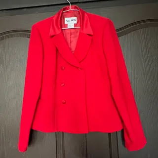 کت کوتاه و دامن ماکسی