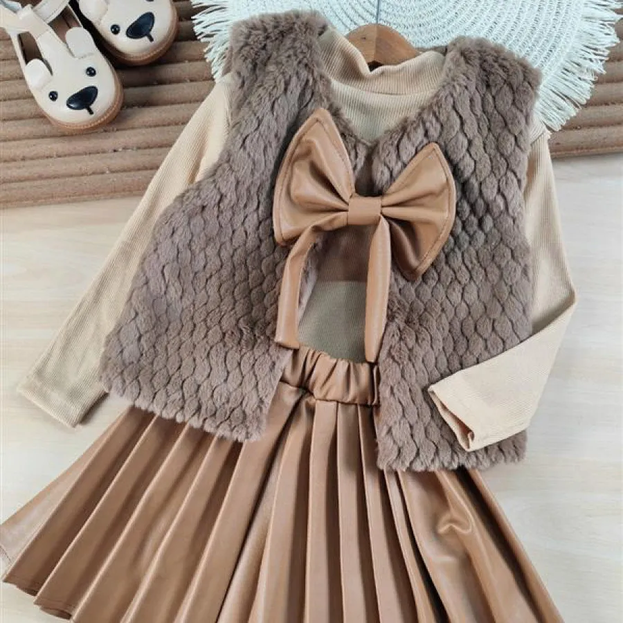 سه تیکه دامن