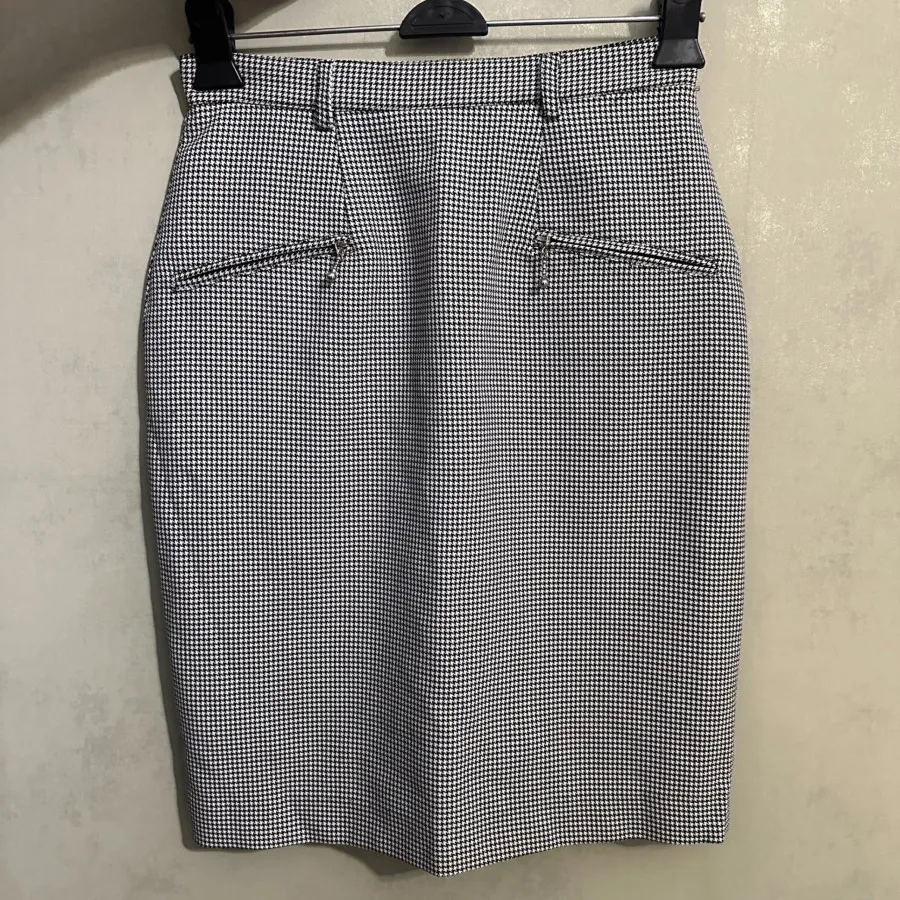 دامن تنگ پیچازی