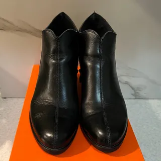 نیم بوت چرم