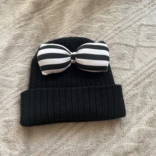 کلاه بافت پاپیونی