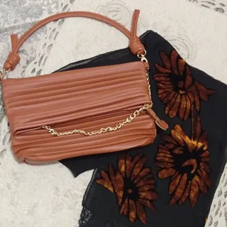 کیف و شال حریر طرح برجسته