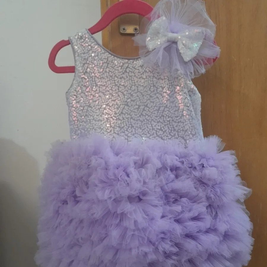 پیراهن دخترانه