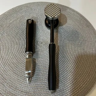 پوست کن و بیفتک کوبbarico