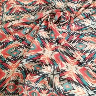 روسری بسیار لطیف و خوشرنگ