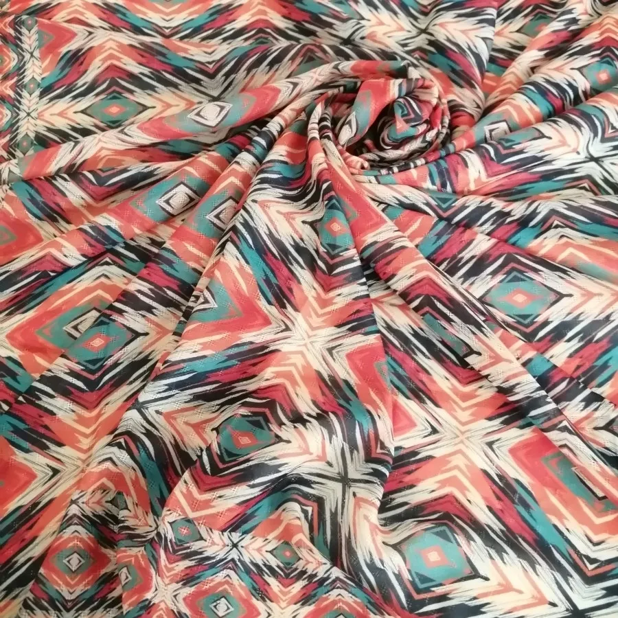 روسری بسیار لطیف و خوشرنگ