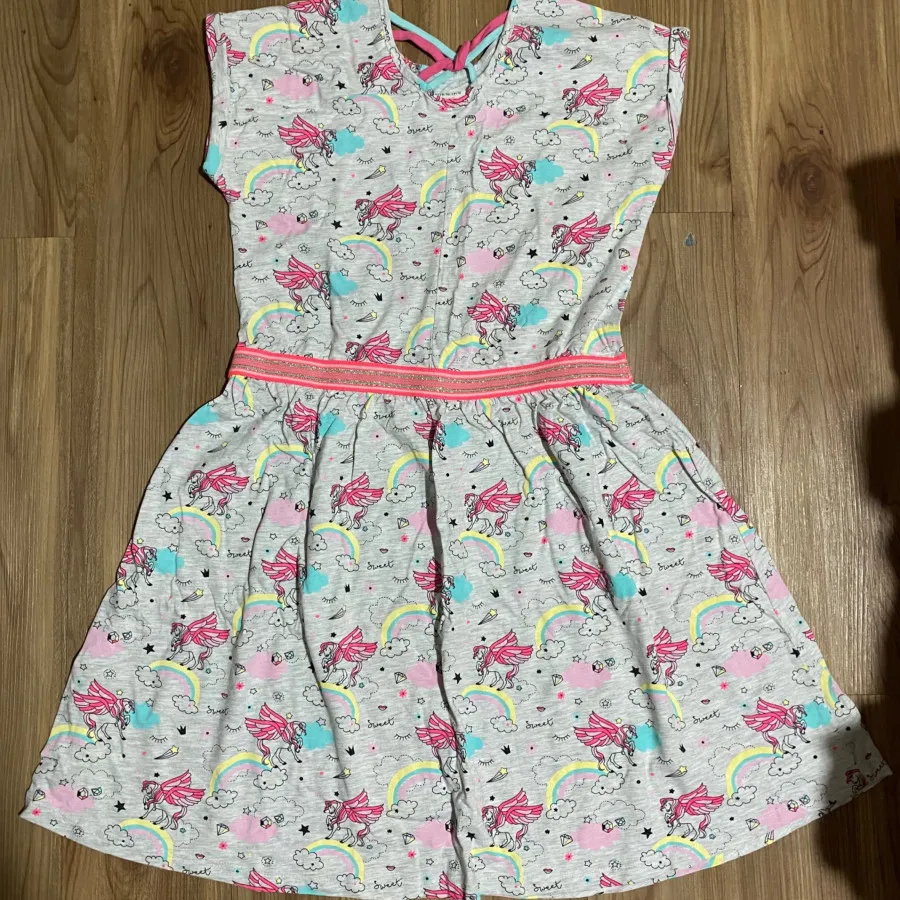 پیراهن تک شاخ