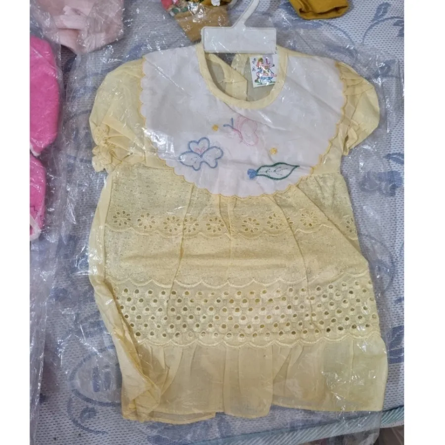 پیراهن دخترانه