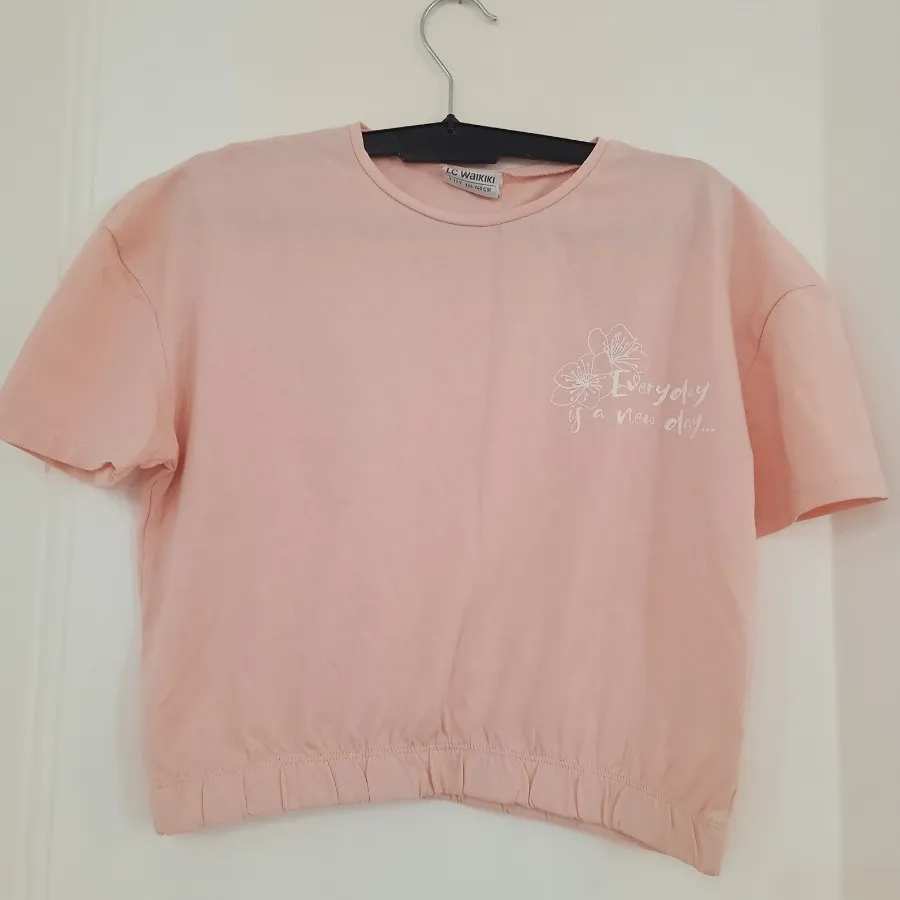 کراپ تی شرت LCWIKIKI