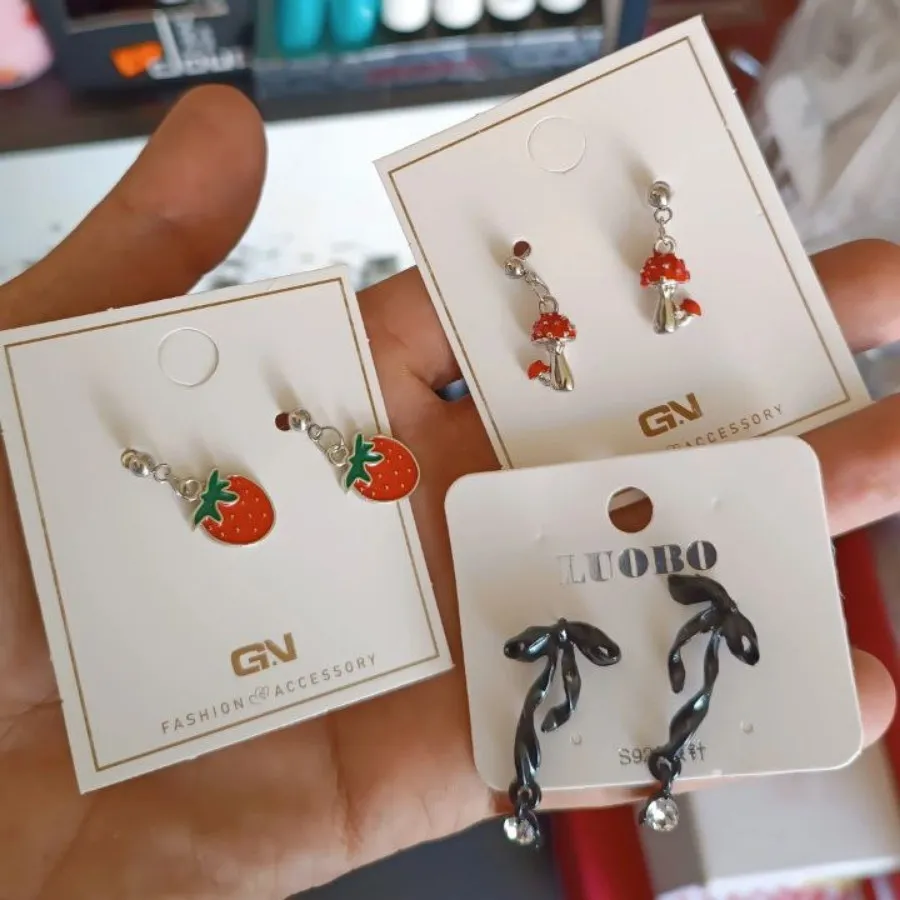 گوشواره مینیمال میخی