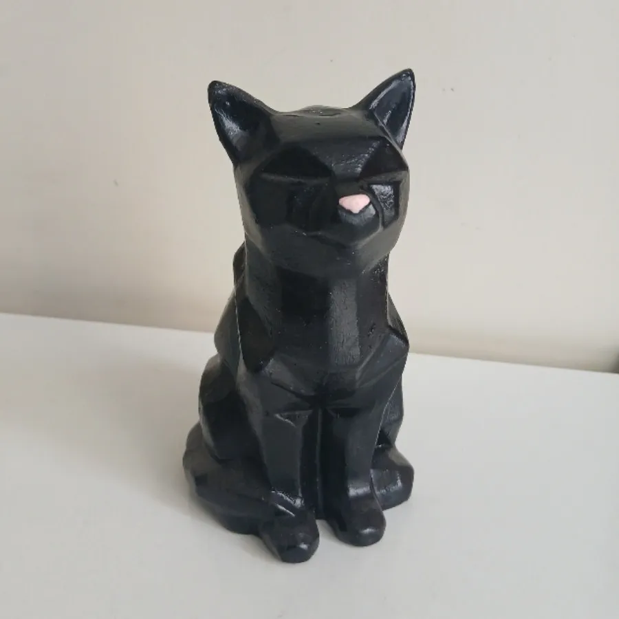 مجسمه هندسی گربه