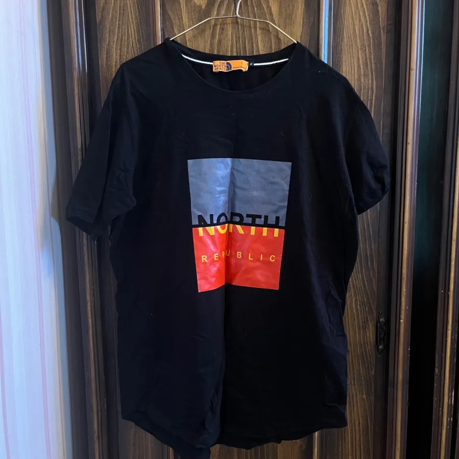 تیشرت نورس فیس