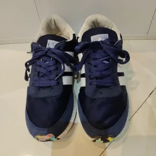 کتونی پسرانه