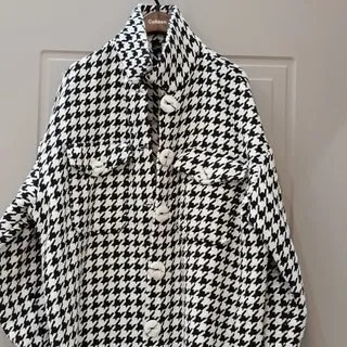 کت پاییزه ترک سفید ومشکی.