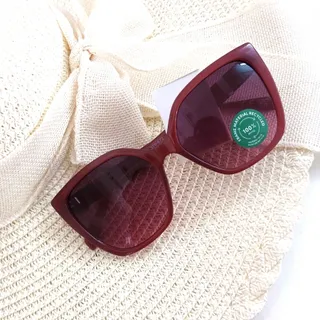 عینک آفتابی خوشگل ?